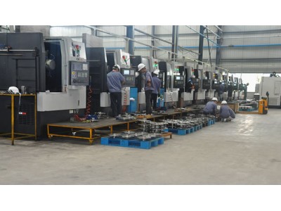 公司生產車間     加工中心